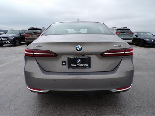 2025 BMW 530 xDrive