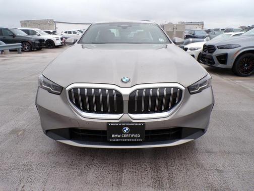 2025 BMW 530 xDrive