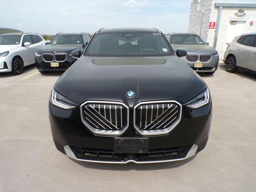 Black Sapphire Metallic 2025 BMW X3 30 xDrive