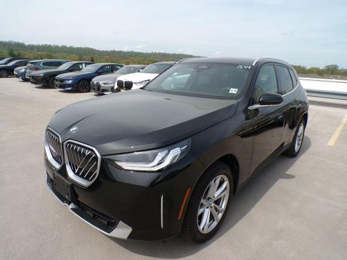 Black Sapphire Metallic 2025 BMW X3 30 xDrive
