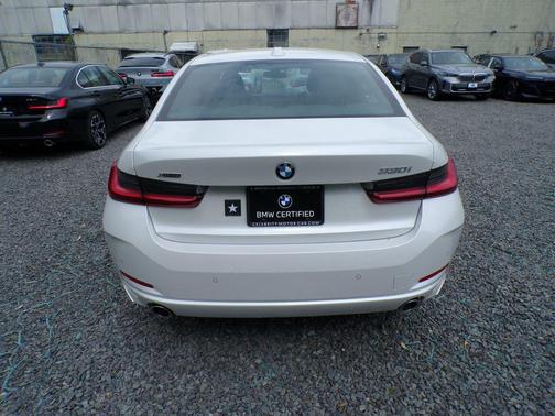 Mineral White Metallic 2025 BMW 330 xDrive
