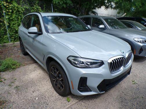 Brooklyn Grey Metallic 2024 BMW X3 xDrive30i