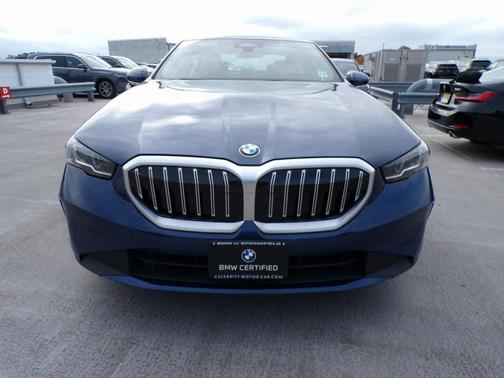 2025 BMW 530 xDrive