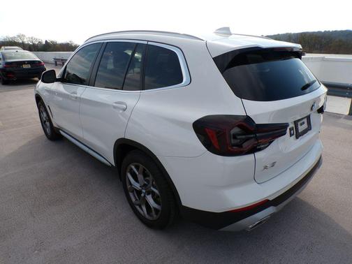 Alpine White 2024 BMW X3 xDrive30i