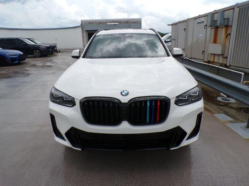 Alpine White 2024 BMW X3 xDrive30i