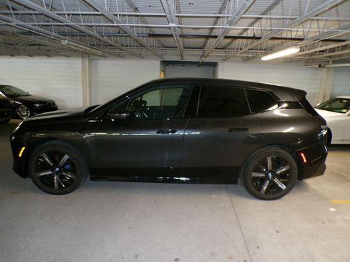 Dark Graphite Metallic 2023 BMW iX xDrive50