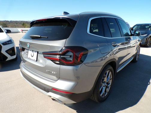 Skyscraper Gray Metallic 2023 BMW X3 xDrive30i
