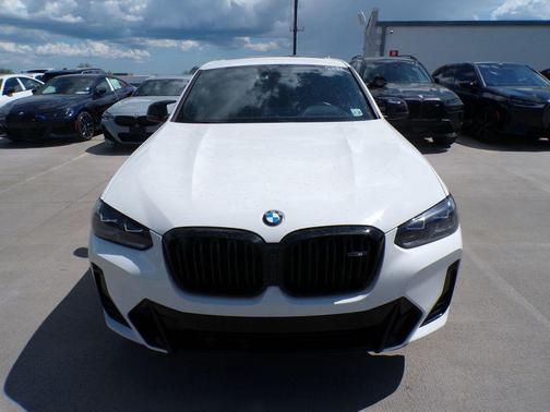 Alpine White 2023 BMW X4 M40i