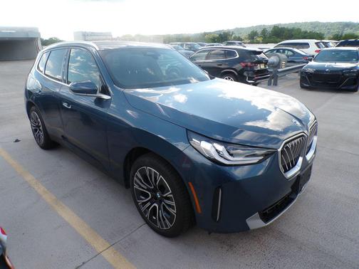 Arctic Race Blue Metallic 2026 BMW X3 30 xDrive