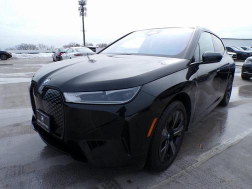 2025 BMW iX xDrive50