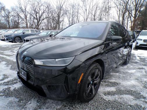 2025 BMW iX xDrive50