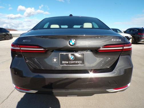 2025 BMW 530 xDrive