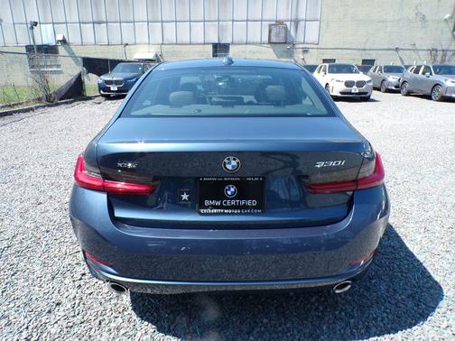 Arctic Race Blue Metallic 2025 BMW 330 xDrive
