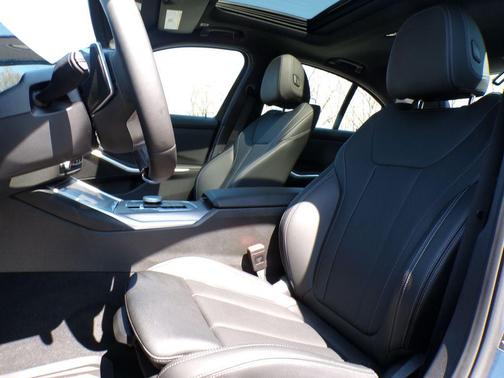 Arctic Race Blue Metallic 2025 BMW 330 xDrive