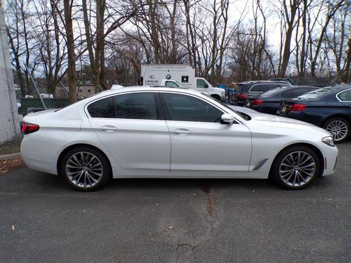 2023 BMW 540 i xDrive