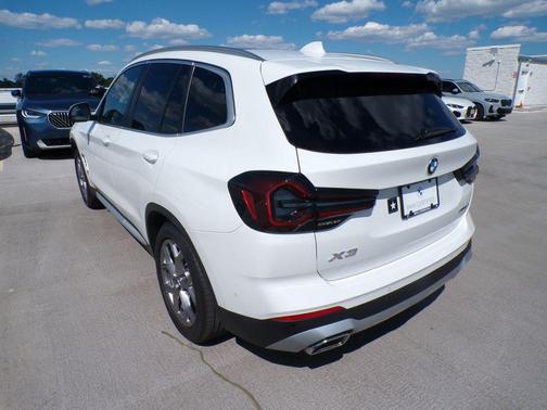 Alpine White 2024 BMW X3 xDrive30i