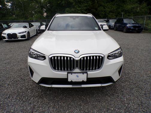 Alpine White 2024 BMW X3 xDrive30i