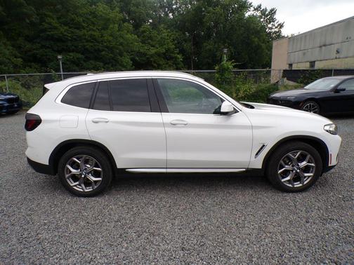 Alpine White 2024 BMW X3 xDrive30i