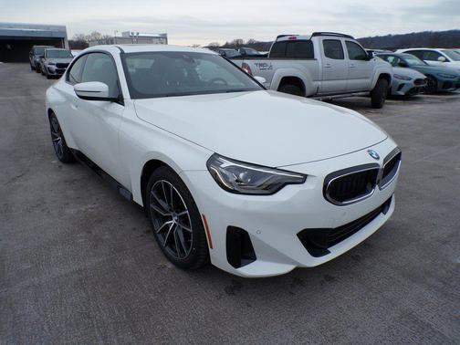 2023 BMW 230 i xDrive