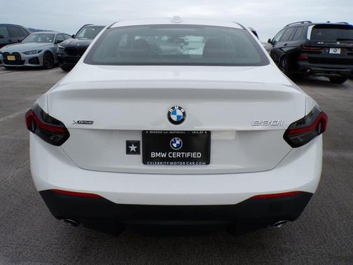 2023 BMW 230 i xDrive