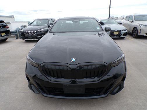 Black Sapphire Metallic 2026 BMW 530 xDrive