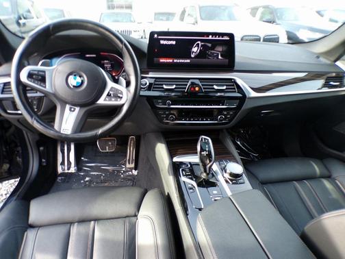 2023 BMW M550 i Xdrive