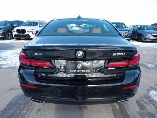2023 BMW 530 i xDrive