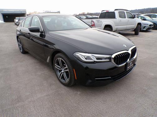 2023 BMW 530 i xDrive