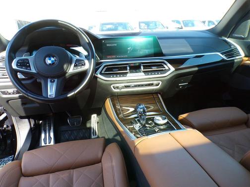 Carbon Black Metallic 2023 BMW X5 M50i