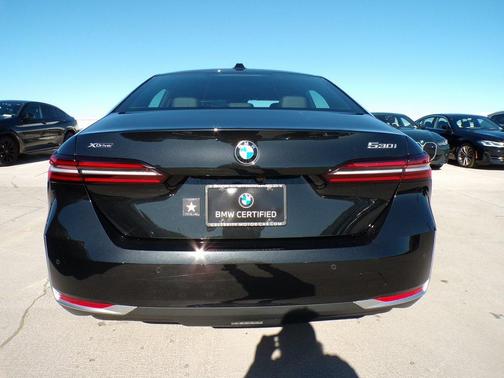 2025 BMW 530 xDrive