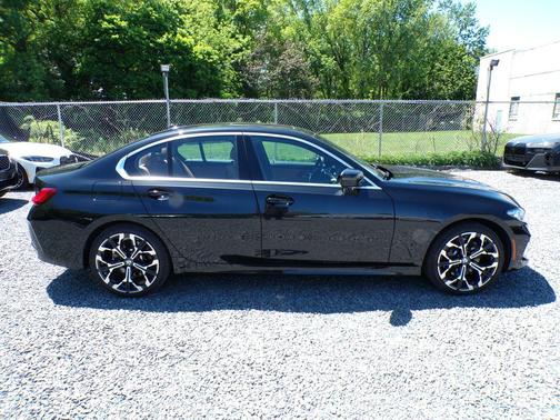 Black Sapphire Metallic 2025 BMW 330 xDrive