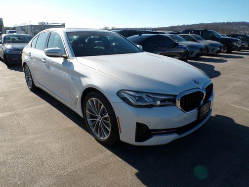 2023 BMW 530 i xDrive
