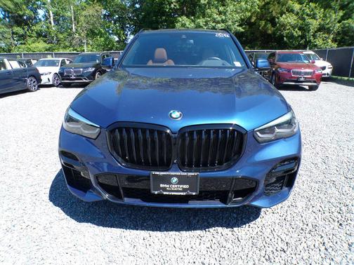 Phytonic Blue Metallic 2023 BMW X5 xDrive40i