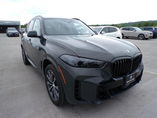 Dravit Grey Metallic 2026 BMW X5 xDrive40i