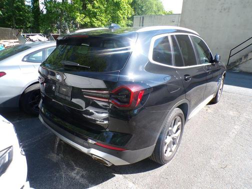 Black Sapphire Metallic 2023 BMW X3 xDrive30i