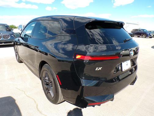 Black Sapphire Metallic 2026 BMW iX xDrive60