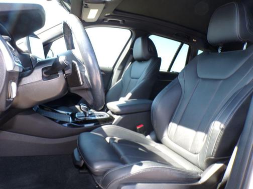 Alpine White 2023 BMW X3 xDrive30i