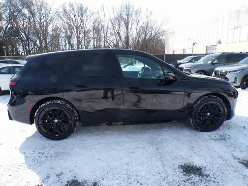 2026 BMW iX xDrive45