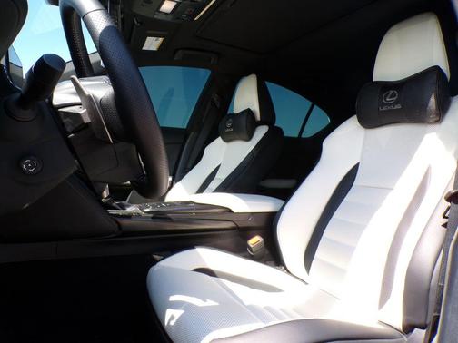 2023 Lexus IS 350 Base