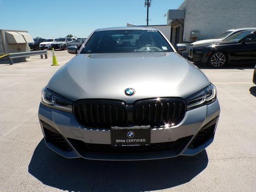 Skyscraper Gray Metallic 2023 BMW 540 i xDrive