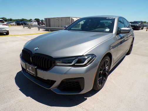 Skyscraper Gray Metallic 2023 BMW 540 i xDrive