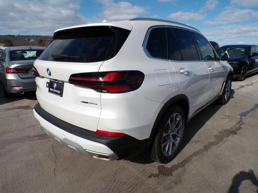 2026 BMW X5 PHEV xDrive50e