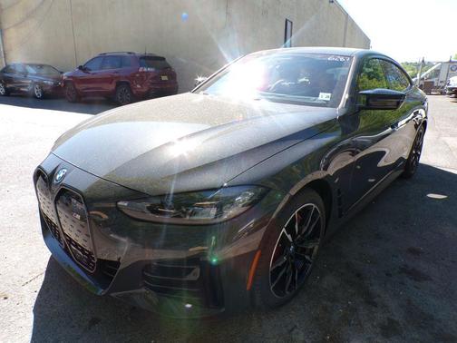 Individual Dravit Grey Metallic 2023 BMW i4 Gran Coupe M50