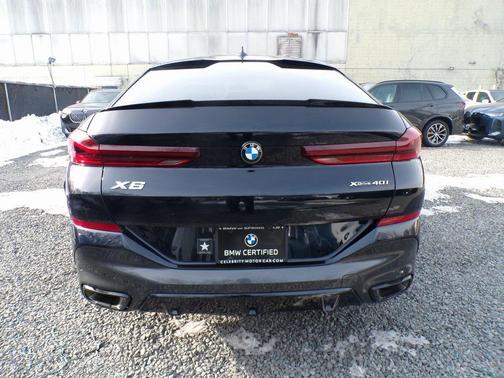 2023 BMW X6 xDrive40i