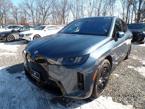 2026 BMW iX xDrive45