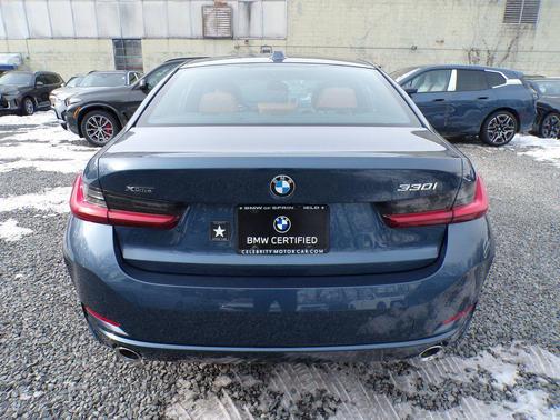 2025 BMW 330 xDrive