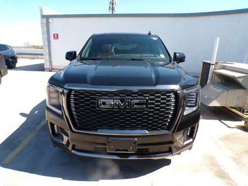 Onyx Black 2024 GMC Yukon Denali Ultimate
