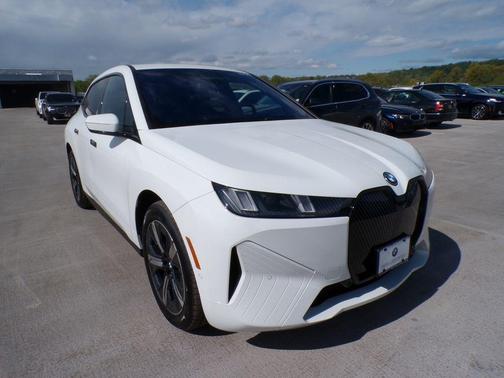 Alpine White 2026 BMW iX xDrive45