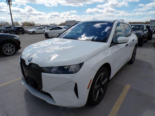 Alpine White 2026 BMW iX xDrive45