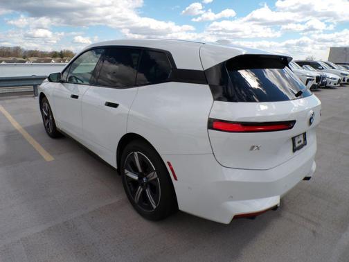 Alpine White 2026 BMW iX xDrive45